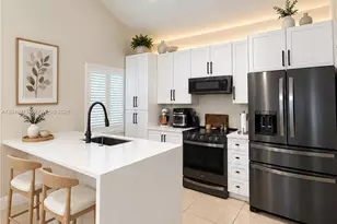 15241 NW 89th Ave, Miami Lakes, FL 33018 - Photo 3