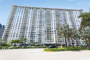 230 174th St, Sunny Isles Beach, FL 33160 - Photo 31