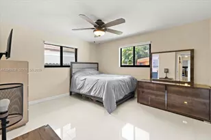 40 NW 119th St, Miami, FL 33168 - Photo 11