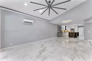 2055 NW 9th St, Delray Beach, FL 33445 - Photo 15