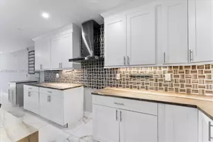 2055 NW 9th St, Delray Beach, FL 33445 - Photo 23