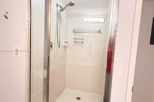 2206 S Cypress Bend Dr, Pompano Beach, FL 33069 - Photo 11