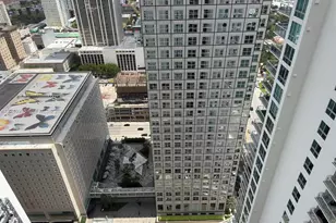 300 S Biscayne Blvd, Miami, FL 33131 - Photo 13