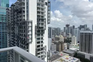 300 S Biscayne Blvd, Miami, FL 33131 - Photo 11