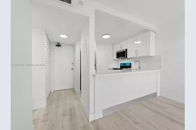 401 Ocean Dr #403, Miami Beach, FL 33139 - Photo 7