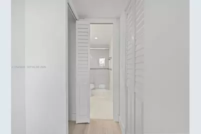 401 Ocean Dr #403, Miami Beach, FL 33139 - Photo 13
