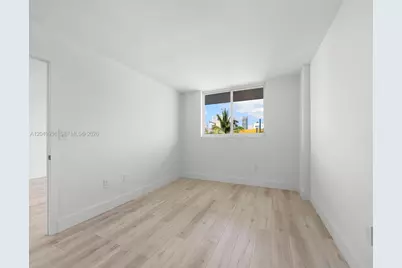 401 Ocean Dr #403, Miami Beach, FL 33139 - Photo 19