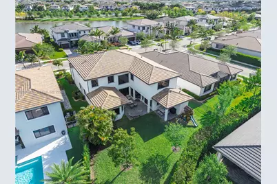 10585 Cobalt Ct #10585, Parkland, FL 33076 - Photo 3