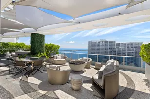 200 Biscayne Blvd Way, Miami, FL 33131 - Photo 3