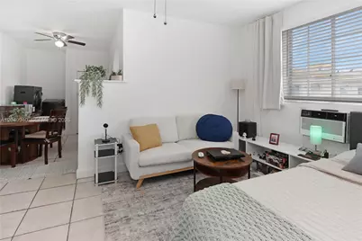 1563 SW 2nd St, Miami, FL 33135 - Photo 11
