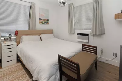 1563 SW 2nd St, Miami, FL 33135 - Photo 19