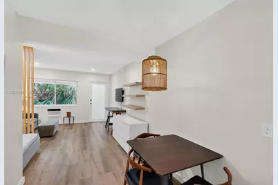 428 Collins Ave #10, Miami Beach, FL 33139 - Photo 7