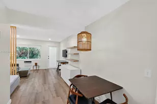 428 Collins Ave, Miami Beach, FL 33139 - Photo 7