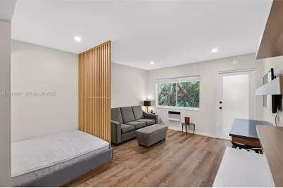 428 Collins Ave #10, Miami Beach, FL 33139 - Photo 11