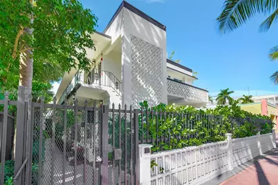 428 Collins Ave #10, Miami Beach, FL 33139 - Photo 21