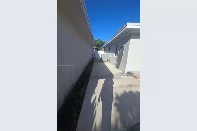 14236 SW 148th Ave, Miami, FL 33196 - Photo 29