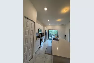 8195 NW 104th Ave #22, Doral, FL 33178 - Photo 7