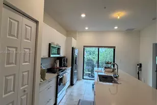 8195 NW 104th Ave, Doral, FL 33178 - Photo 7