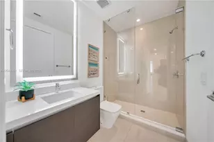 851 NE 1st Ave, Miami, FL 33132 - Photo 27