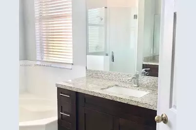 3965 NE 15th St, Homestead, FL 33033 - Photo 11