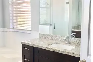 3965 NE 15th St, Homestead, FL 33033 - Photo 11