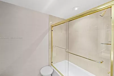 5025 Collins Ave #1707, Miami Beach, FL 33140 - Photo 25