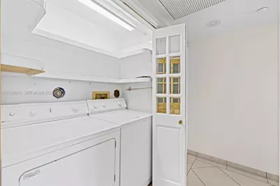 5025 Collins Ave #1707, Miami Beach, FL 33140 - Photo 23