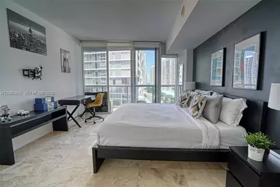 485 Brickell Ave #1701, Miami, FL 33131 - Photo 3