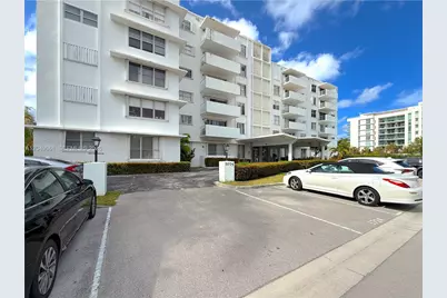 1075 92nd St #201, Bay Harbor Islands, FL 33154 - Photo 23