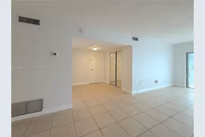1075 92nd St #201, Bay Harbor Islands, FL 33154 - Photo 15
