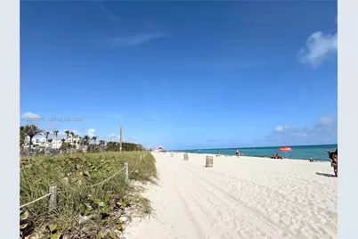7325 Byron Ave #3, Miami Beach, FL 33141 - Photo 11