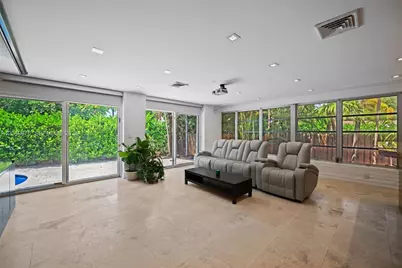 11530 NE 22nd Dr, North Miami, FL 33181 - Photo 19