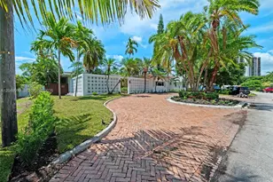 11530 NE 22nd Dr, North Miami, FL 33181 - Photo 43