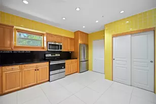 11530 NE 22nd Dr, North Miami, FL 33181 - Photo 11