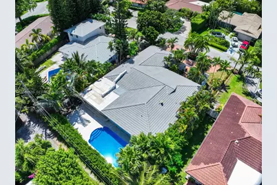 11530 NE 22nd Dr, North Miami, FL 33181 - Photo 39
