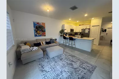 1886 SE 26th Rd #1886, Homestead, FL 33035 - Photo 7