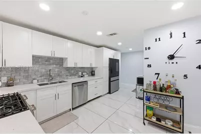 9771 NW 24th Pl, Sunrise, FL 33322 - Photo 11