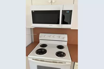 2911 SE 13th Rd #204-40, Homestead, FL 33035 - Photo 3