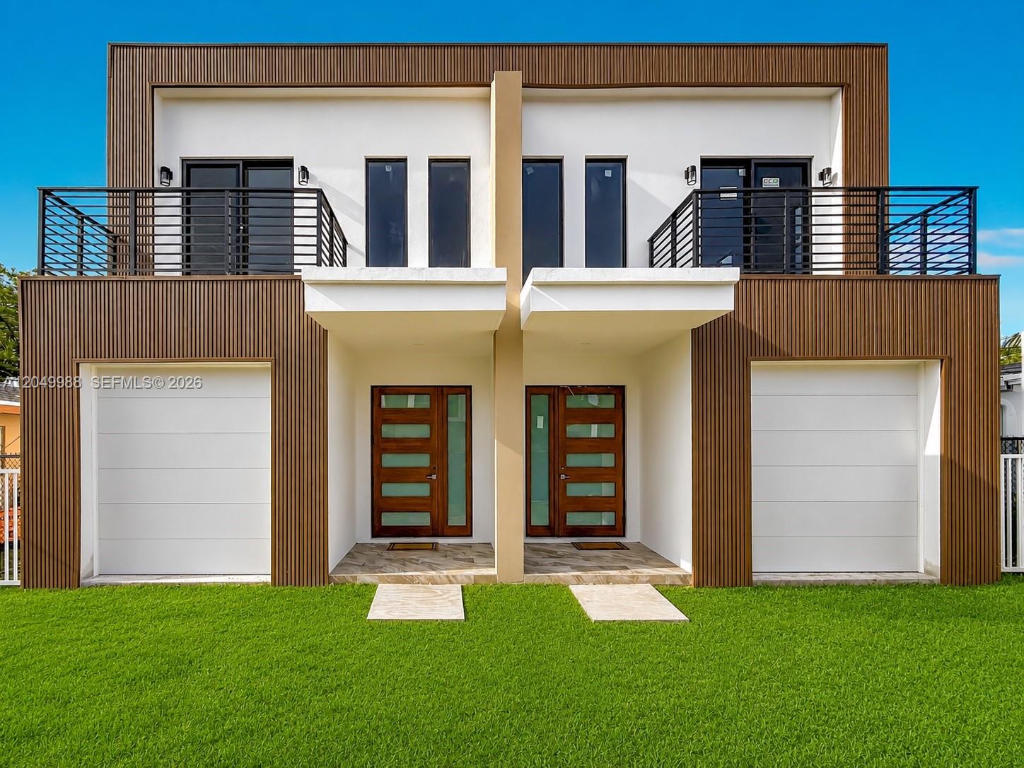 3730 SW 28th St - 3730 SW 28th St, Miami, FL 33134 Luxury Property | Jose Angel Pina