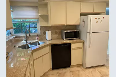 333 NE 102nd St, Miami Shores, FL 33138 - Photo 9