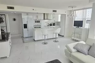 770 Claughton Island Dr, Miami, FL 33131 - Photo 9