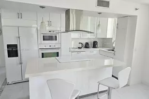 770 Claughton Island Dr, Miami, FL 33131 - Photo 7