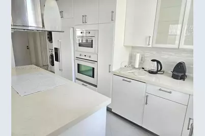 770 Claughton Island Dr #602, Miami, FL 33131 - Photo 7