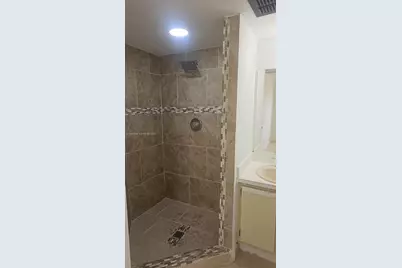 9022 NW 28th Dr #2-202, Coral Springs, FL 33065 - Photo 9