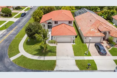 7569 Parkside Ln, Margate, FL 33063 - Photo 45