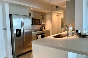 335 S Biscayne Blvd, Miami, FL 33131 - Photo 11