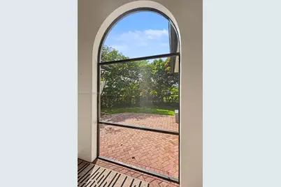 11411 Smathers Cir, Coral Gables, FL 33156 - Photo 17
