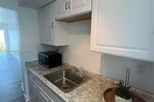 7720 Harding Ave, Miami Beach, FL 33141 - Photo 17