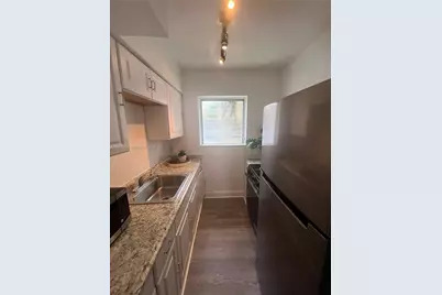7720 Harding Ave #9, Miami Beach, FL 33141 - Photo 9