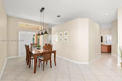 1414 Banyan Way, Weston, FL 33327 - Photo 11